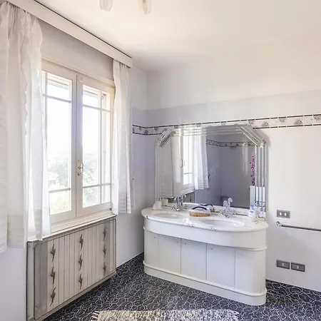 Dimora Rinaldi Apartment