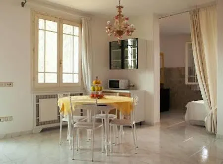 Dimora Rinaldi Apartment